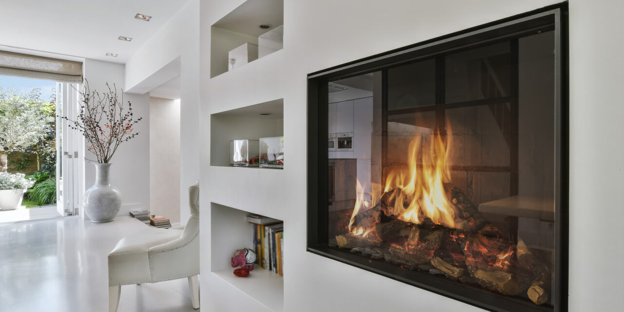 Efficiency Showdown: Gas vs. Electric Fireplaces